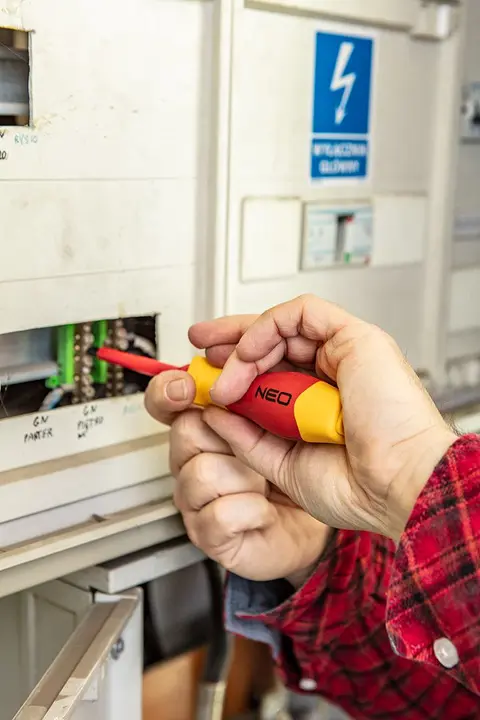 Yalıtımlı değiştirilebilir tornavida 1000V seti