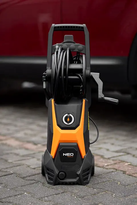 Yüksek basınçlı yıkama makinesi 1600W, 135 bar basınç
