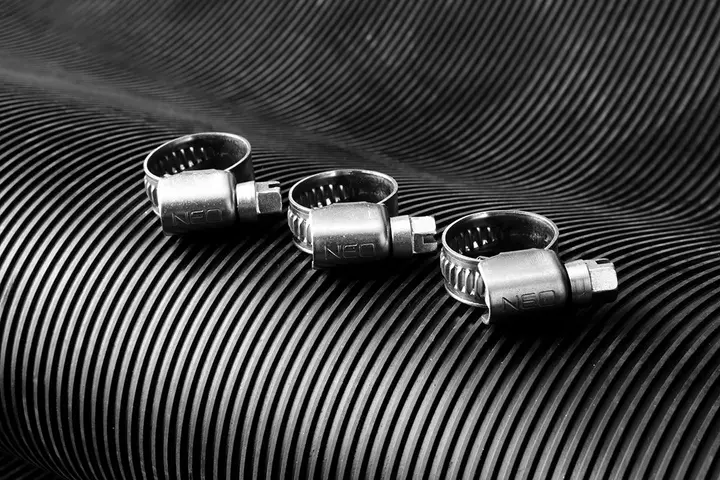 Sonsuz vidalı hortum kelepçesi 10-16/9 mm, W4, 3 adet