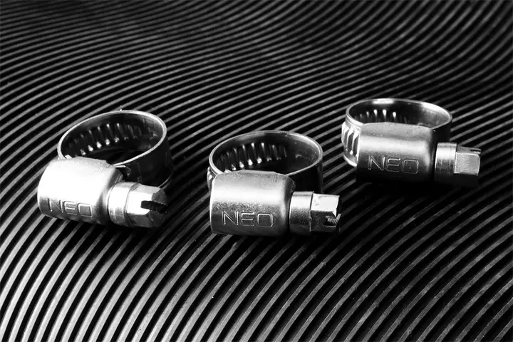 Sonsuz vidalı hortum kelepçesi 12-20/9 mm, W4, 3 adet