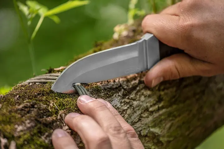 Tam tang survival bıçağı