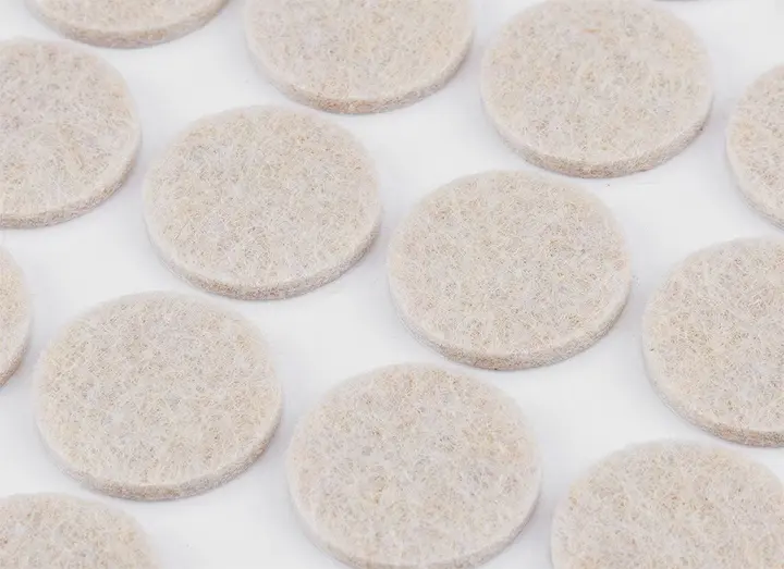 Kendinden yapışkanlı yuvarlak keçe pedler, açık kahverengi 20 mm, 20 adet