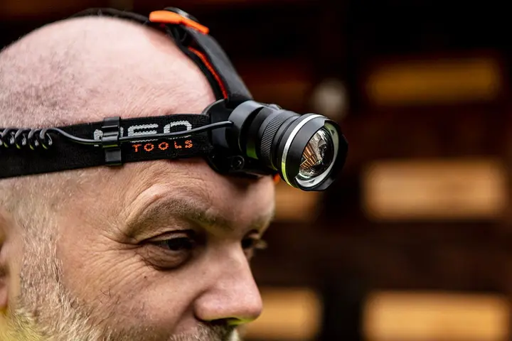 Kafa lambası 400 lm, zoom, CREE R5, 3 x AAA